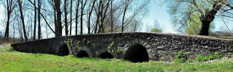 Most sv. Gottharda v obci Leles