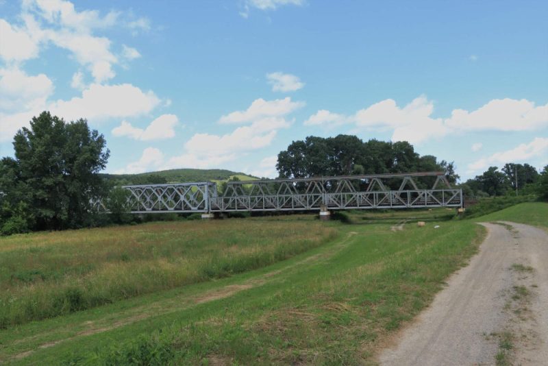 Železničné nitované mosty cez rieku Bodrog