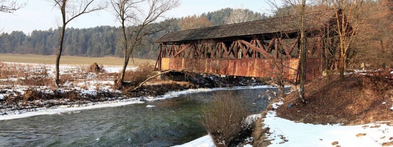 Drevený krytý most v Štefanskej Hute – Kluknava