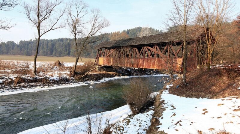 Drevený krytý most v Štefanskej Hute – Kluknava