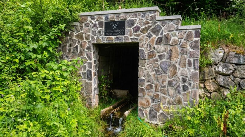 Dedičná Krížová štôlňa v Gelnici