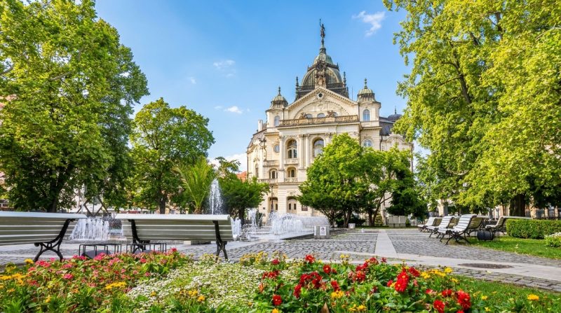 Park na Hlavnom námestí v Košiciach