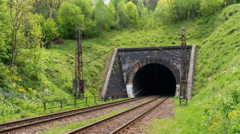 Bujanovský tunel