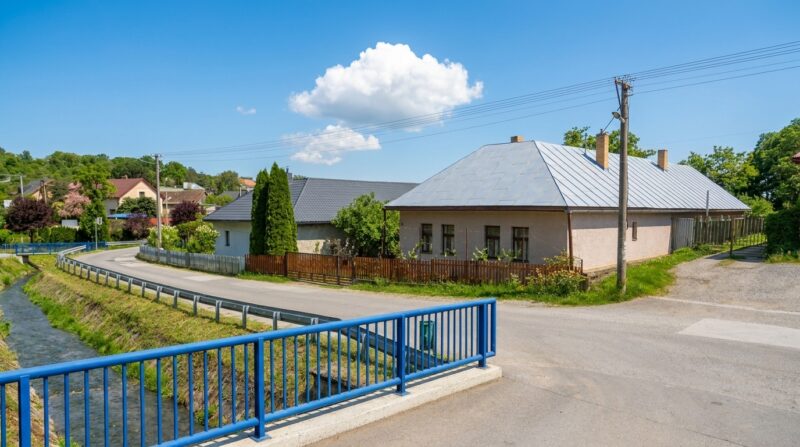 Obec Skároš