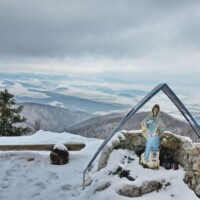 Kňazovka (840 m n.m.) – vyhliadky Skalka a Skala Kňazovka (840 m n.m.) – vyhliadky Skalka a Skala