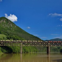 Holica (641 m n.m.) a Ružínska skala (532 m n.m.) Holica (641 m n.m.) a Ružínska skala (532 m n.m.)