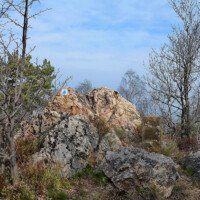 Vrch Koľvek (800 m n. m.) a skalné mesto Koľvek