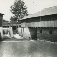 Vodný mlyn v Kostoľanoch nad Hornádom - starý vodný mlyn a píla okolo roku 1960