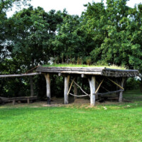 Archeologické nálezisko a skanzen Várhegy v Nižnej Myšli, Jozef Mareček (https://www.facebook.com/jozef.marecek.94) Archeoskanzen Nižná Myšľa
