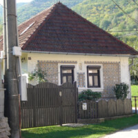 Ľudová architektúra v obci Veľká Lodina Ľudová architektúra v obci Veľká Lodina