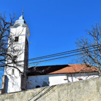 Premonštrátsky kláštor v obci Leles Premonštrátsky kláštor v obci Leles