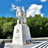 Pamätník oslobodenia a víťazstva a Sieň bojovej slávy Pamätník oslobodenia a víťazstva a Sieň bojovej slávy