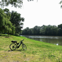 Rieka Tisa a Zlaté piesky pri Malých Trakanoch Rieka Tisa a Zlaté piesky pri Malých Trakanoch