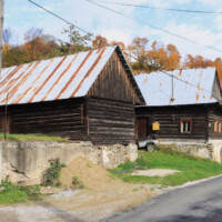 Drevenica zo začiatku 20. storočia, fotograf: Marcinčin Jozef Drevenice v obci Poráč