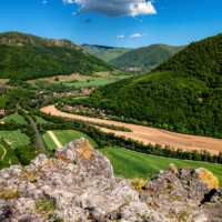Jánošíkova bašta (523 m n.m.) Jánošíkova bašta (523 m n.m.)