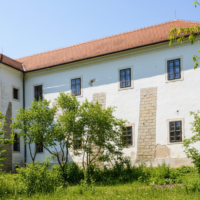 Kaštieľ v Hyľove - zrúcanina Kaštieľ v Hyľove - zrúcanina
