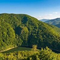 Skala Mokoš - vyhliadka pod Bujanovom (610-640 m n.m.) Skala Mokoš - vyhliadka pod Bujanovom (610-640 m n.m.)
