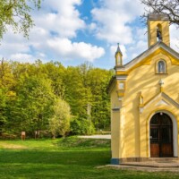 Kaplnka nanebovzatia Panny Márie na Bankove Kaplnka nanebovzatia Panny Márie na Bankove