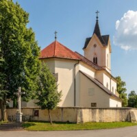 Kostol nanebovzatia Panny Márie v Šaci Kostol nanebovzatia Panny Márie v Šaci