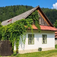 Ľudová architektúra v Smolníckej Hute Ľudová architektúra v Smolníckej Hute