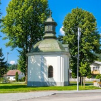 Kaplnka sv. Jána Nepomuckého v Kluknave Kaplnka sv. Jána Nepomuckého v Kluknave