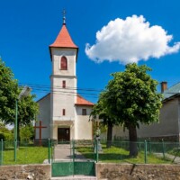 Rímskokatolícky kostol Nanebovzatia Panny Márie Obec Slanská Huta