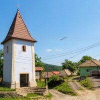 barokovo-klasicistická Zvonica , postavená koncom 18. storočia Obec Čučma